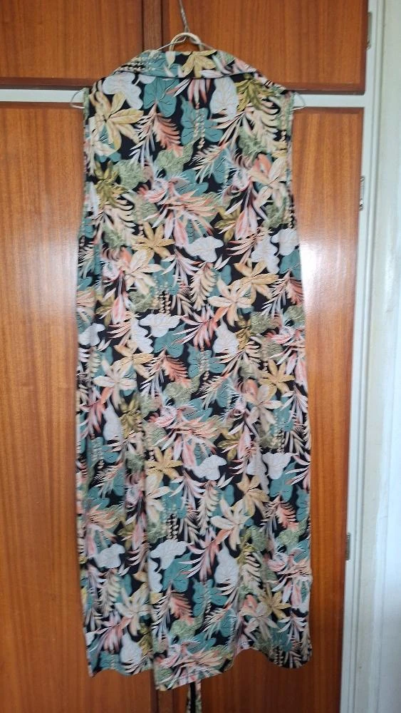 K-Design - midi jurk maat XXL – tropische print & mouwloos – photo 2
